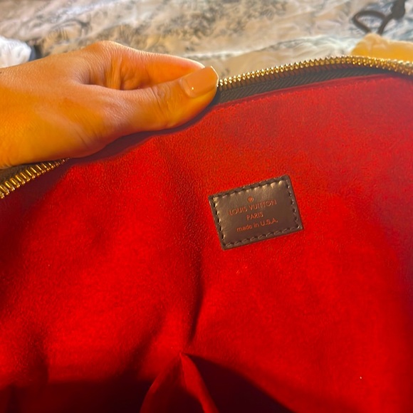 LOUIS VUITTON Trevi Shoulder Bag - Picture 5 of 7